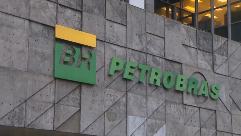 No momento, você está visualizando Petrobras reduz preço da gasolina em 5,2% para distribuidoras