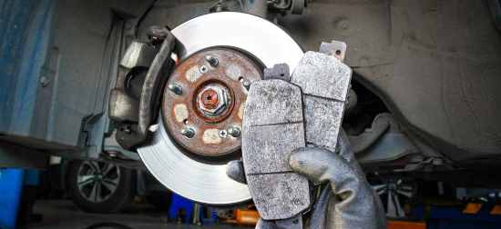 No momento, você está visualizando Situações que podem acelerar o desgaste das pastilhas de freio do veículo